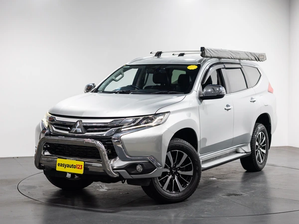 2016 Mitsubishi Pajero Sport GLS Diesel Automatic 4WD
