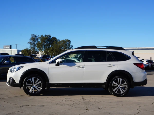 2022 Subaru Outback AWD Touring Automatic
