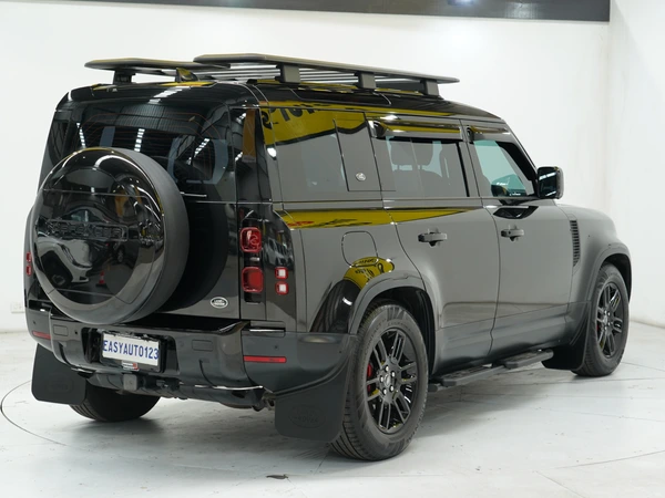 2023 Land Rover Defender 110 P400 X-Dynamic SE 4WD Automatic