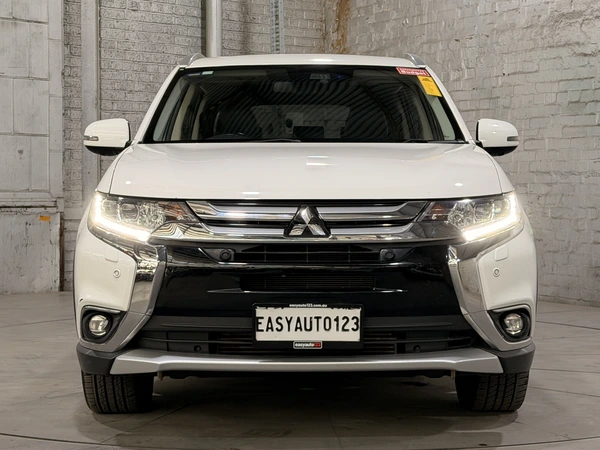 2017 Mitsubishi Outlander Exceed 4WD Automatic Diesel