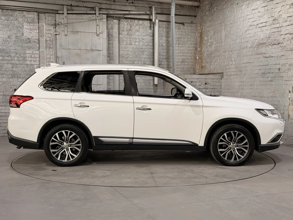 2017 Mitsubishi Outlander Exceed 4WD Automatic Diesel