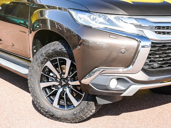 2017 Mitsubishi Pajero Sport Exceed Diesel Automatic 4WD