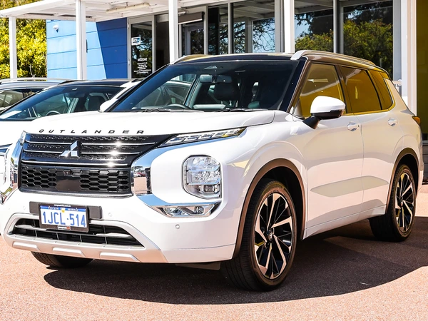 2023 Mitsubishi Outlander Exceed Tourer 4WD Automatic