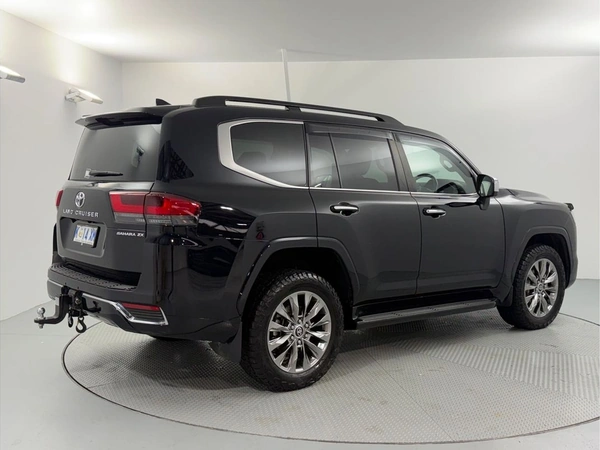 2023 Toyota Landcruiser Sahara ZX Turbo Diesel 4WD Automatic