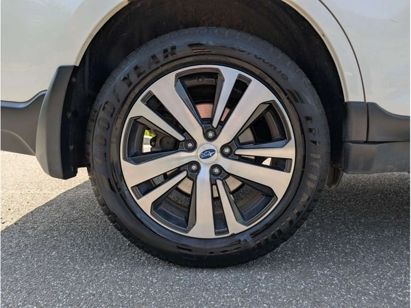 2020 Subaru Outback 2.5i 4WD Automatic