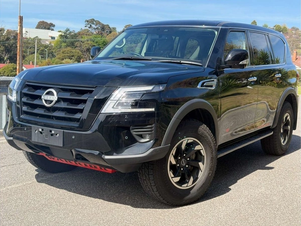 2025 Nissan Patrol Ti Y62 4WD Automatic Leather Seats Wireless Charging