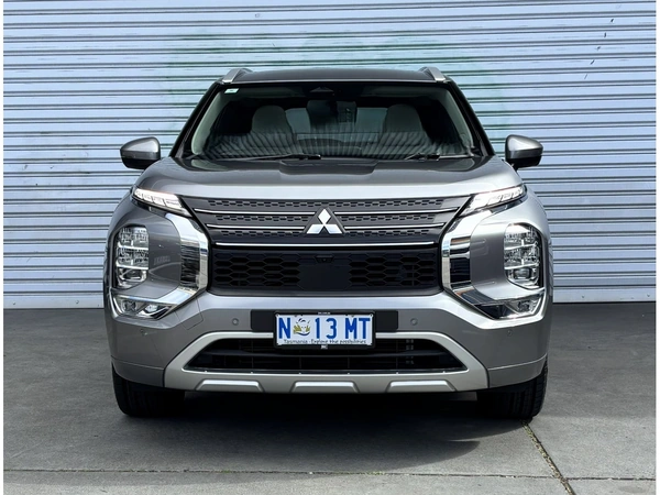 2022 Mitsubishi Outlander Exceed ZM 4WD Automatic 7 Seats