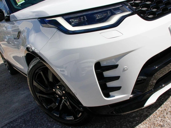 2025 Land Rover Discovery P360 Dynamic SE 4WD 7 Seats