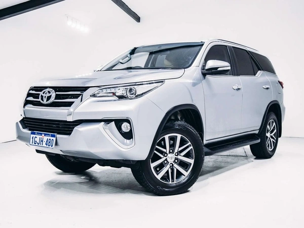 2017 Toyota Fortuner Crusade 4WD Automatic Leather Seats