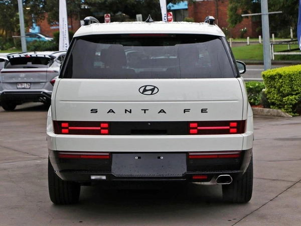2025 Hyundai Santa Fe Calligraphy MX5.V1 AWD 7-Seater Diesel Automatic Transmission