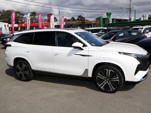 2025 Mg Qs Essence IS31 Automatic 4WD