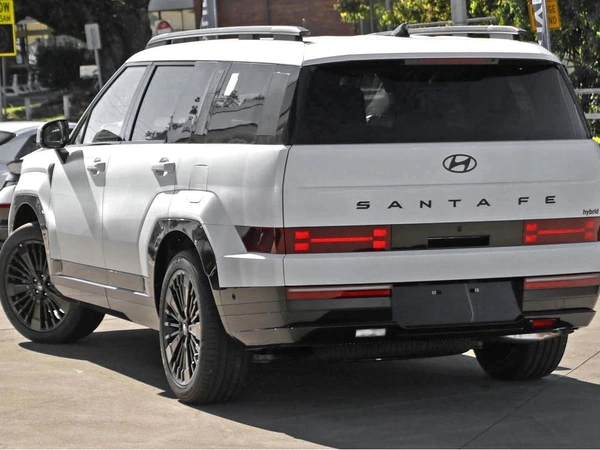 2025 Hyundai Santa Fe Hybrid Luxury 2.5L AWD CVT Transmission