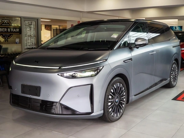 2026 Xpeng X9 Performance 4WD Automatic