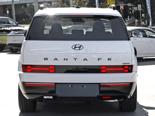 2026 Hyundai Santa Fe Hybrid Calligraphy AWD 2.5L Turbo Engine 8-Speed Automatic