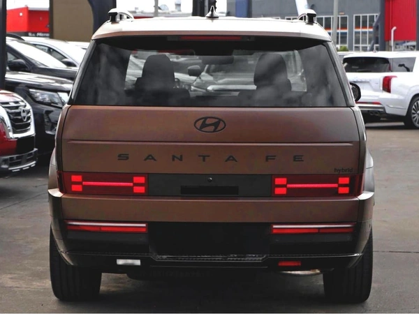 2026 Hyundai Santa Fe Hybrid Calligraphy MX5.V2 4WD Automatic