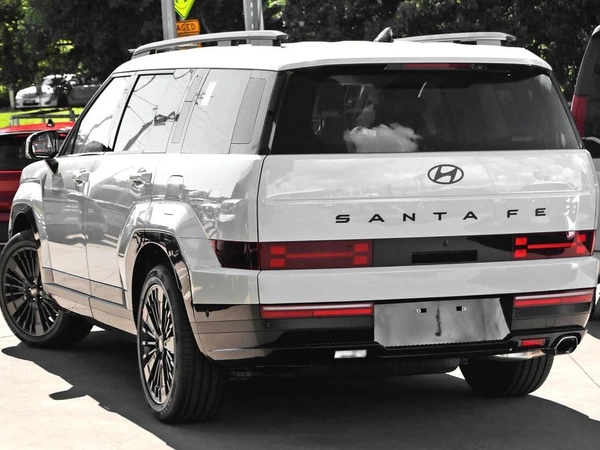 2026 Hyundai Santa Fe Calligraphy MX5.V2 FWD Diesel Automatic