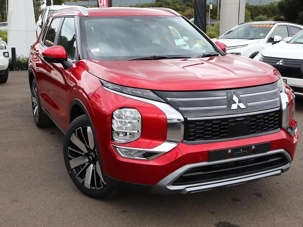 2025 Mitsubishi Outlander Aspire ZM Diesel Manual 2WD 6-Speed