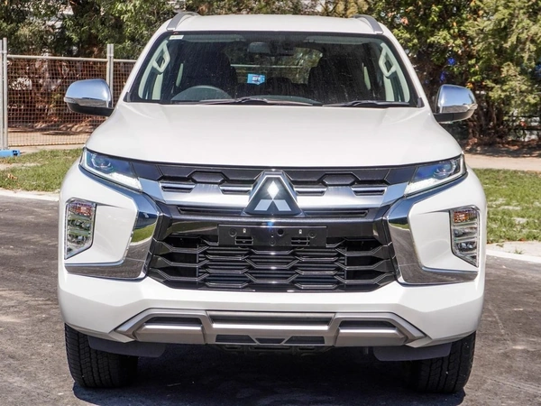 2024 Mitsubishi Pajero Sport GLS 4WD Turbo Diesel 7-Seater 8-Speed Automatic Transmission