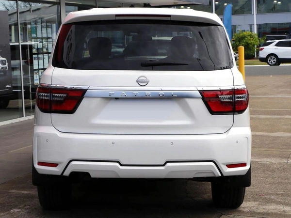 2026 Nissan Patrol Ti Y62 Petrol Engine 4WD Manual Transmission