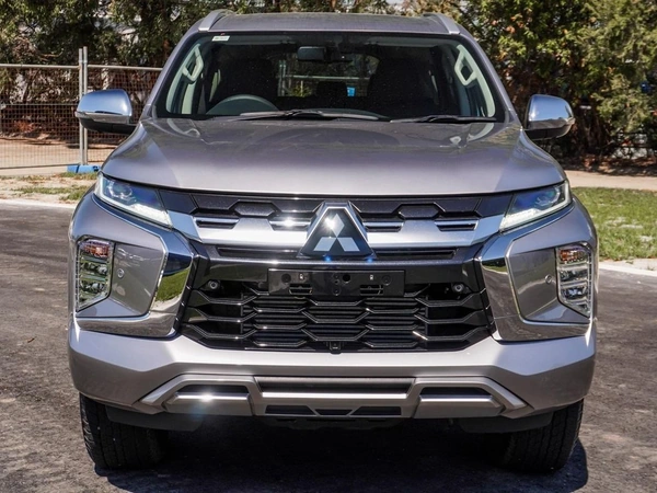 2024 Mitsubishi Pajero Sport Exceed Diesel 4WD Automatic