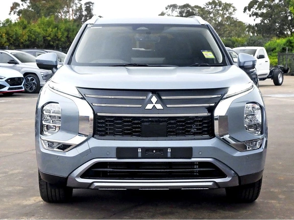 2025 Mitsubishi Outlander Aspire ZM 4WD CVT 3.0L Petrol Engine
