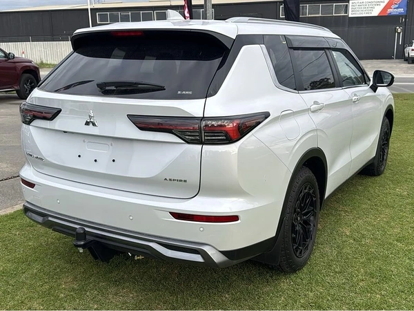 2025 Mitsubishi Outlander Aspire ZM 4WD Automatic
