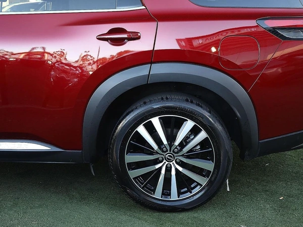 2024 Nissan Pathfinder Ti-L 4WD Automatic