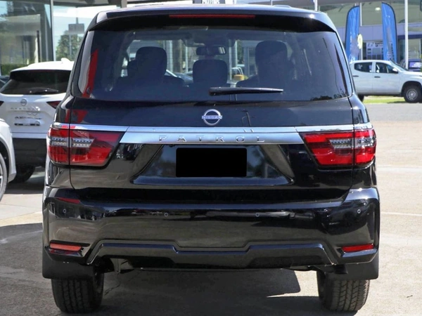 2026 Nissan Patrol Ti Y62 4WD Automatic Leather Seats