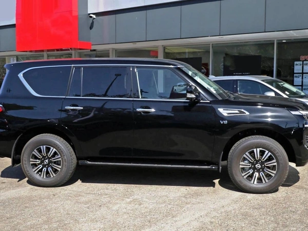 2026 Nissan Patrol Ti Y62 4WD Automatic Leather Seats