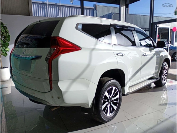 2017 Mitsubishi Pajero Sport Exceed QE 4WD Turbo Diesel Automatic