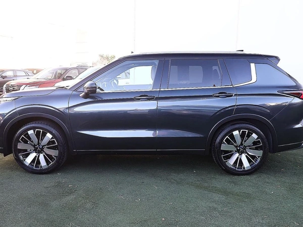2025 Mitsubishi Outlander Exceed Tourer ZM 4WD Automatic