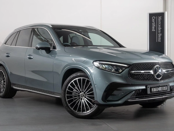 2026 Mercedes-Benz GLC300 4WD Panoramic Sunroof Heated Seats