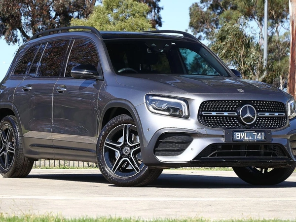 2021 Mercedes-Benz GLB250 AMG Line AWD Heated Cooled Seats
