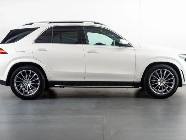 2021 Mercedes-Benz GLE300 d AWD Panoramic Sunroof Heated Seats