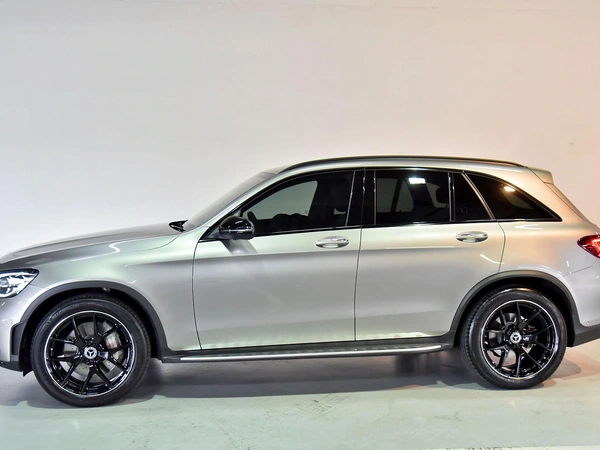 2022 Mercedes-Benz GLC300 AMG Styling Sunroof Four Wheel Drive