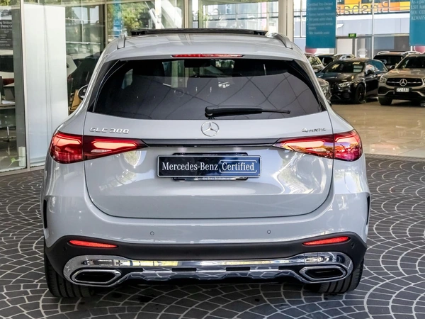 2026 Mercedes-Benz GLC300 AWD Sunroof Heated Seats