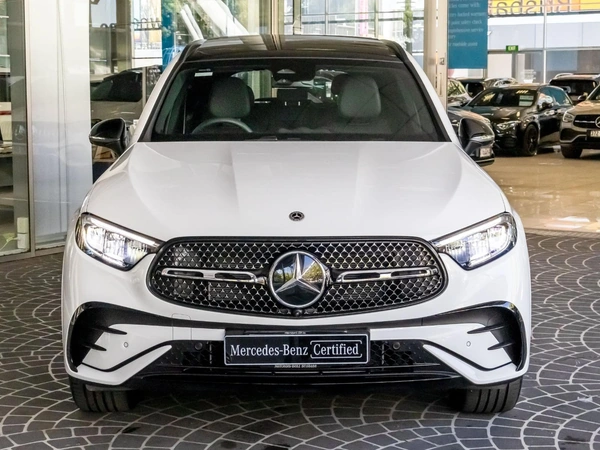 2026 Mercedes-Benz GLC200 AWD Sunroof Apple CarPlay