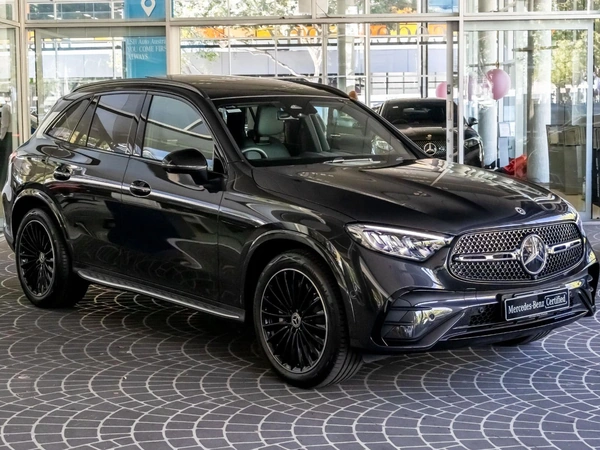 2026 Mercedes-Benz GLC300 AWD Sunroof Heated Seats