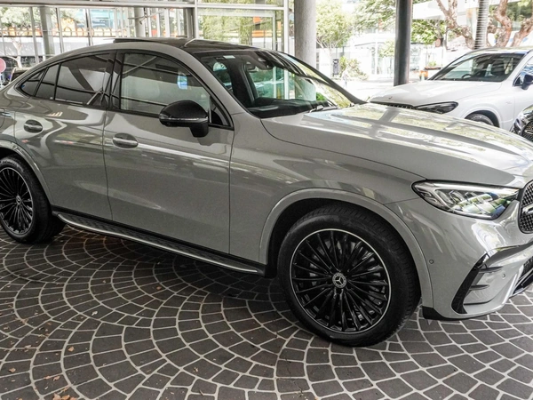 2026 Mercedes-Benz GLC300 AWD Sports Automatic Sunroof