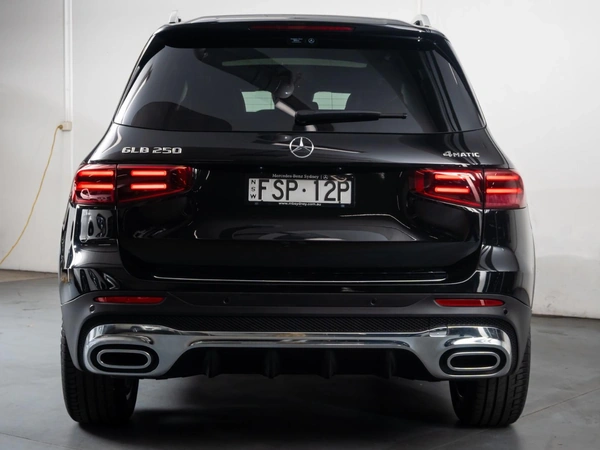2025 Mercedes-Benz GLB250 4WD Dual-Clutch Automatic Sunroof