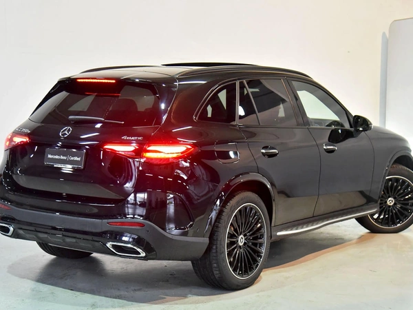 2026 Mercedes-Benz GLC350 e AMG Styling Panoramic Sunroof