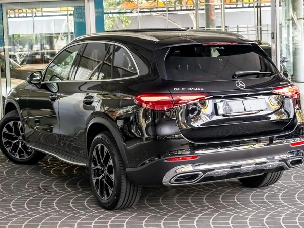 2026 Mercedes-Benz GLC350 e Hybrid Four Wheel Drive