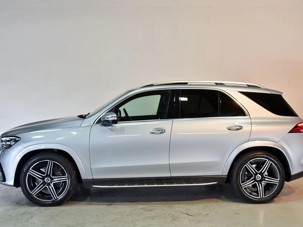 2025 Mercedes-Benz GLE300 d 4WD Panoramic Sunroof AMG Styling