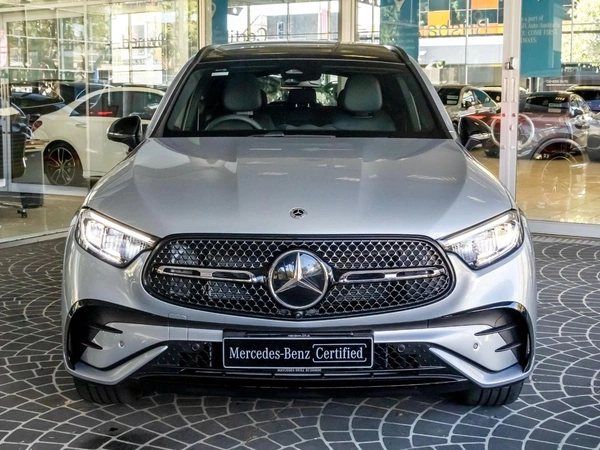 2025 Mercedes-Benz GLC200 Four Wheel Drive Sunroof Heated Seats