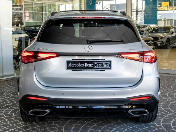 2025 Mercedes-Benz GLC200 Four Wheel Drive Sunroof Heated Seats
