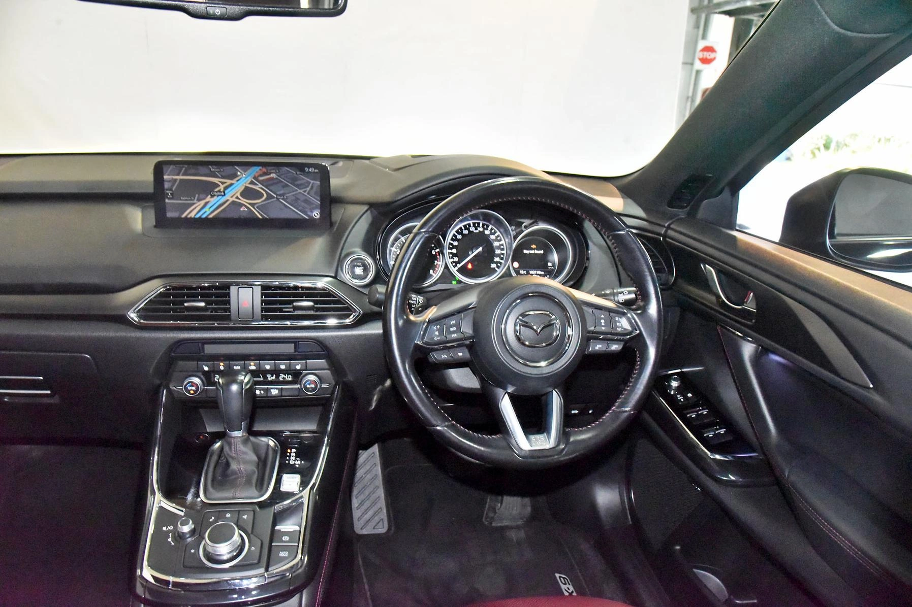 Photo 10