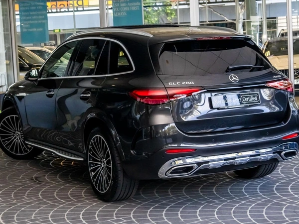 2026 Mercedes-Benz GLC200 AWD Sunroof Wireless Charging
