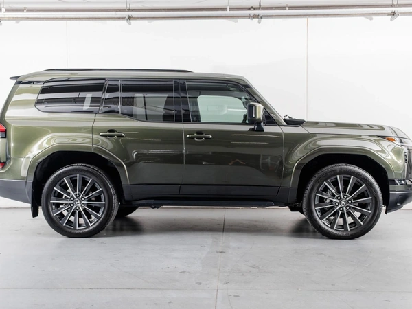 2025 Lexus GX GX550 Sports Luxury 4WD Leather Seats Sunroof