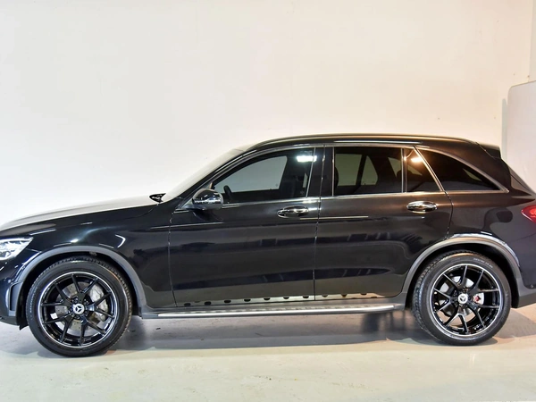 2022 Mercedes-Benz GLC300 AMG Styling Four Wheel Drive