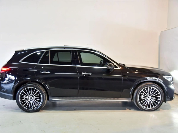 2023 Mercedes-Benz GLC300 Panoramic Sunroof Heated Seats AWD